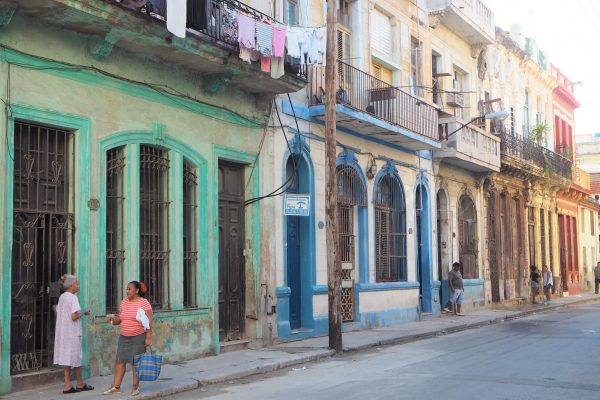 キューバ人のリアルな日常に触れるセントロ・ハバナ